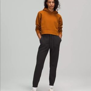 Loungeful High-Rise Jogger Sz 8
Full Length NWT